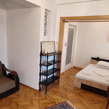 Accommodation Ateneu Palace Bukarest Exteriör bild