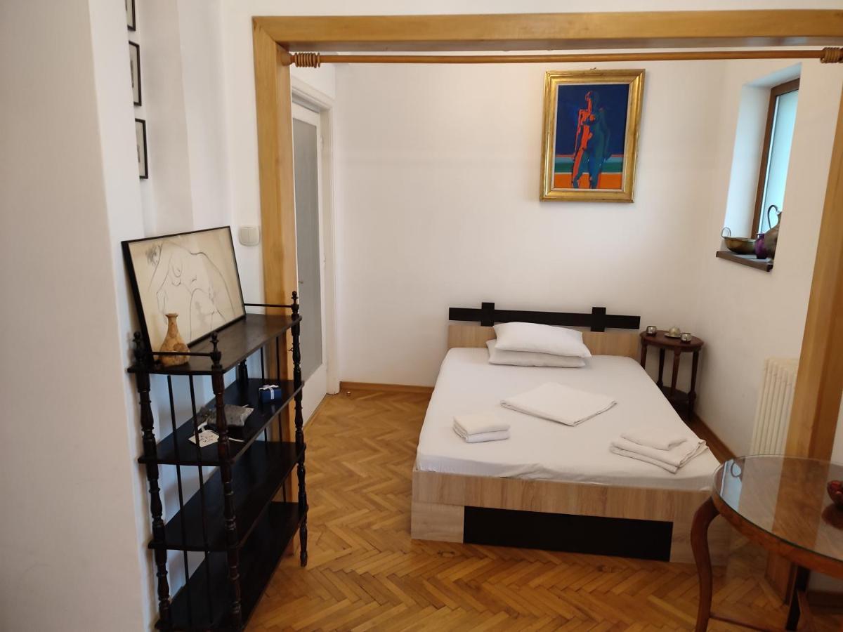 Accommodation Ateneu Palace Bukarest Exteriör bild